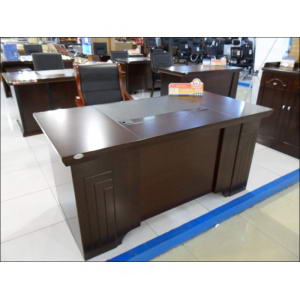 办公桌、办公椅